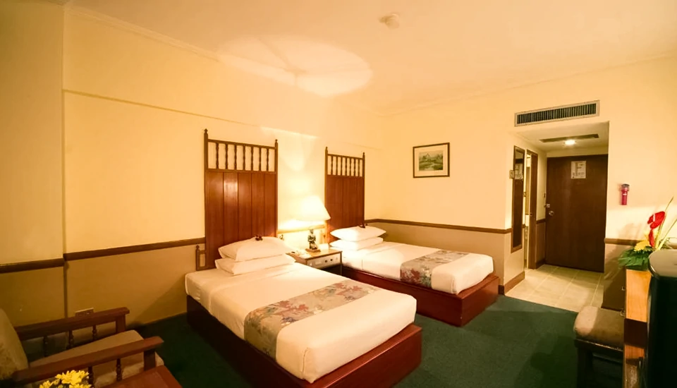 هتل بانکوک پالاس